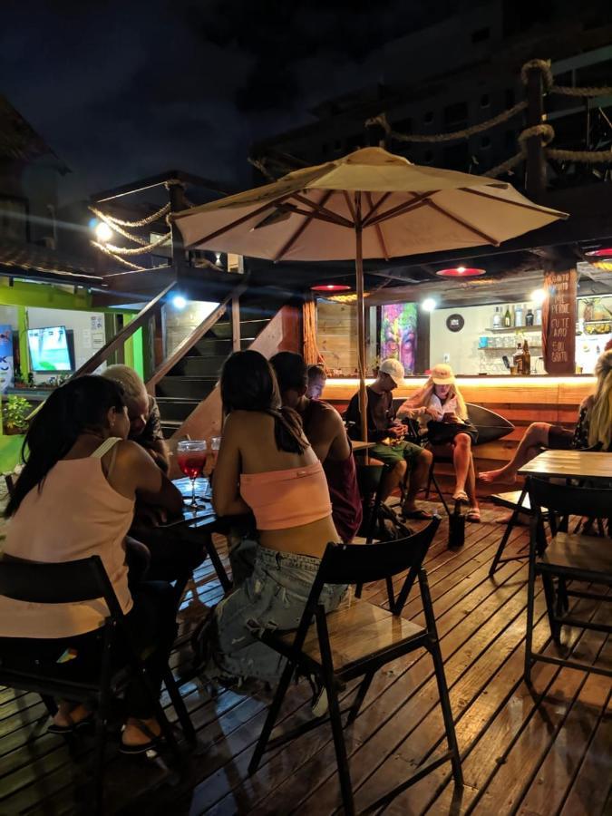 Brava Point Pousada E Hostel Итажаи Экстерьер фото